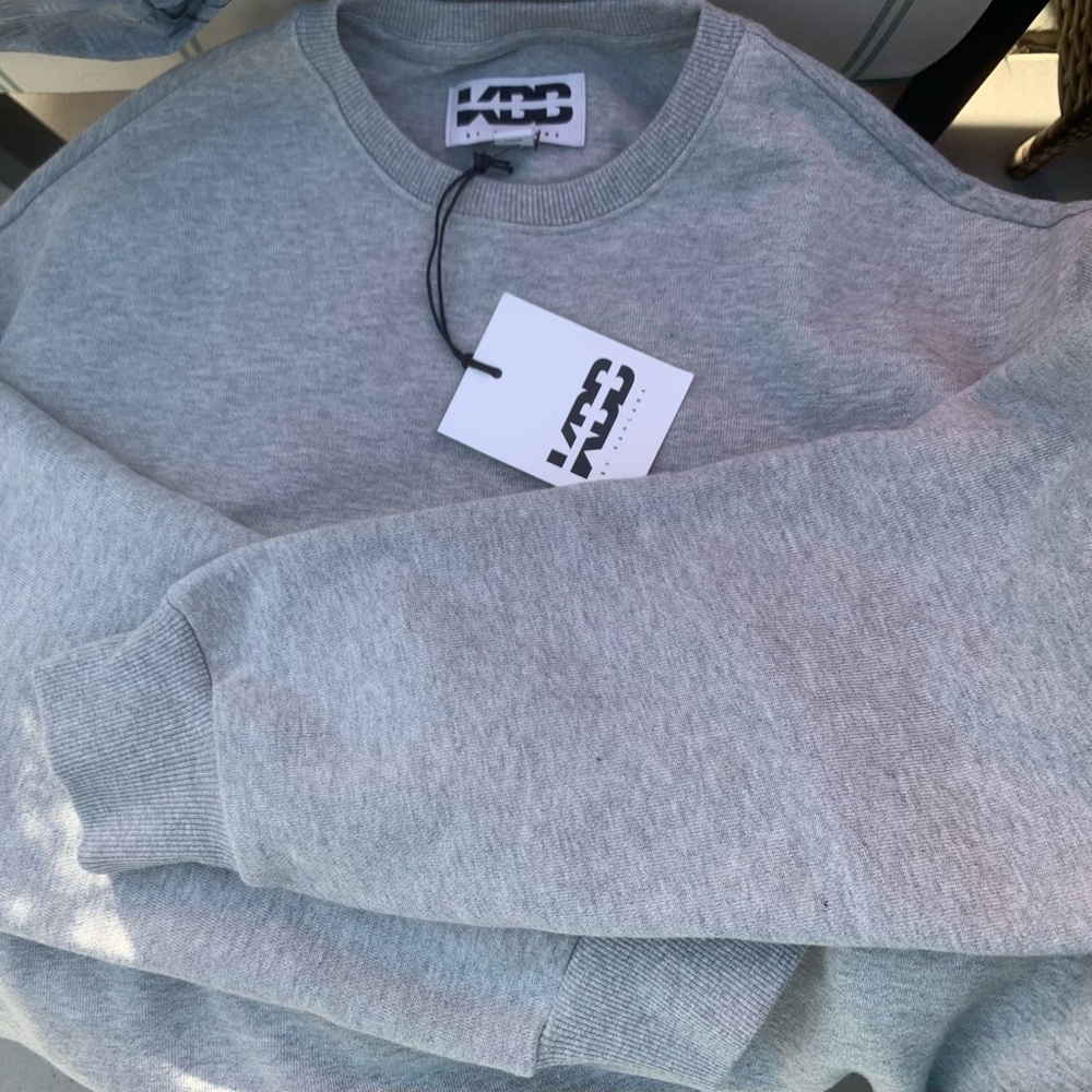NWT KBB by Kahlana long sleeves double layer Crewneck heather Gray Sweatshirt - Picture 7 of 9